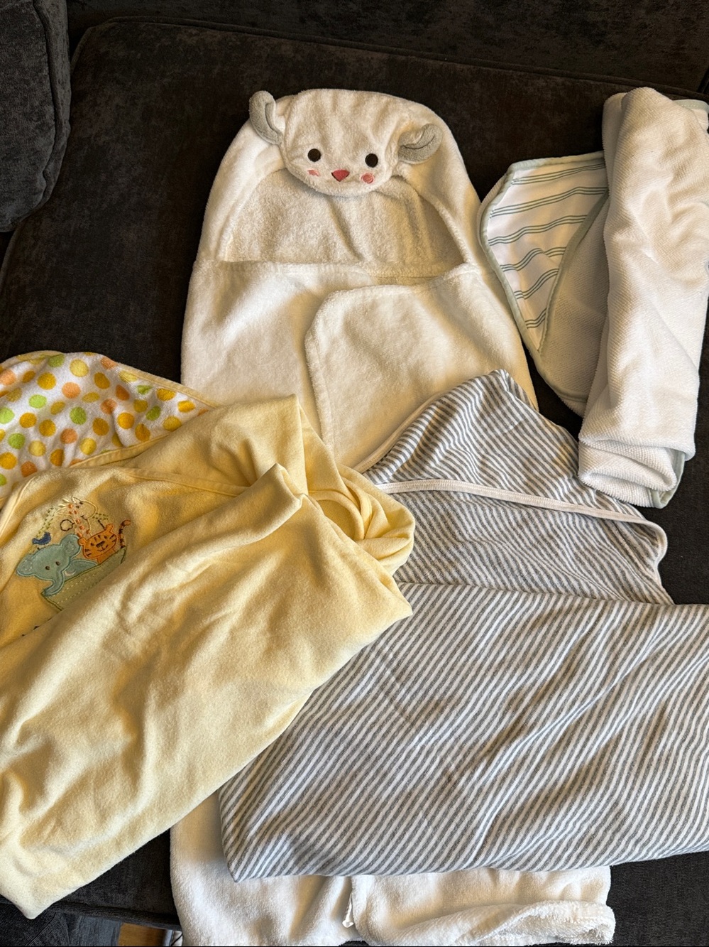 Bundle of Baby Hooded Bath Towels (6)